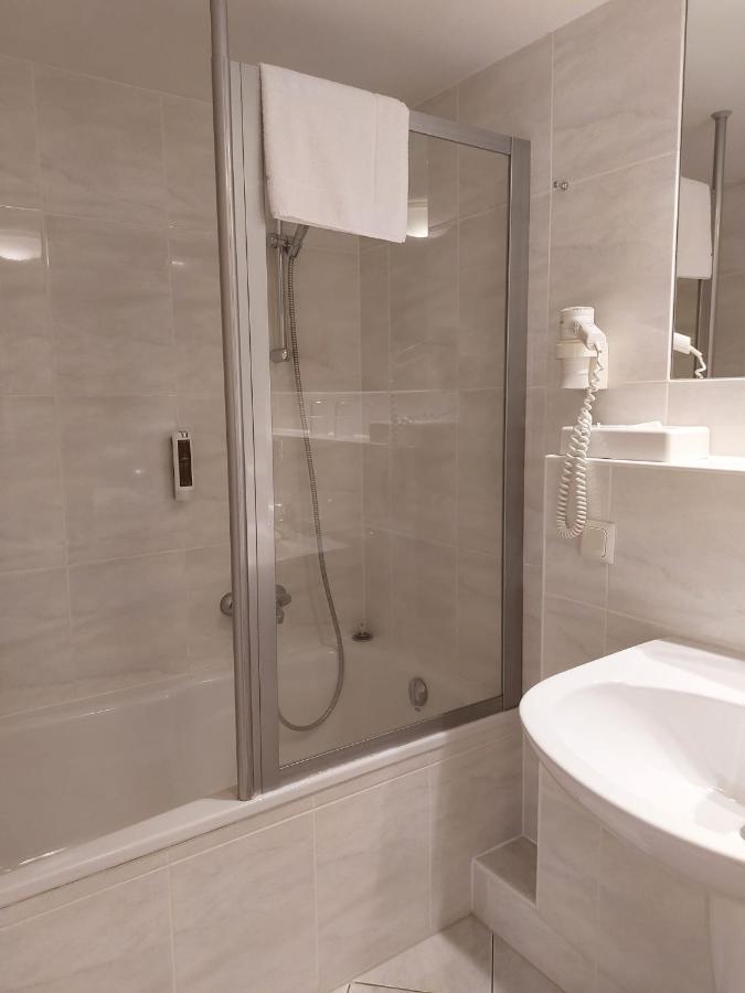 Hotel Goldener Stern 장크트 잉베르트 외부 사진